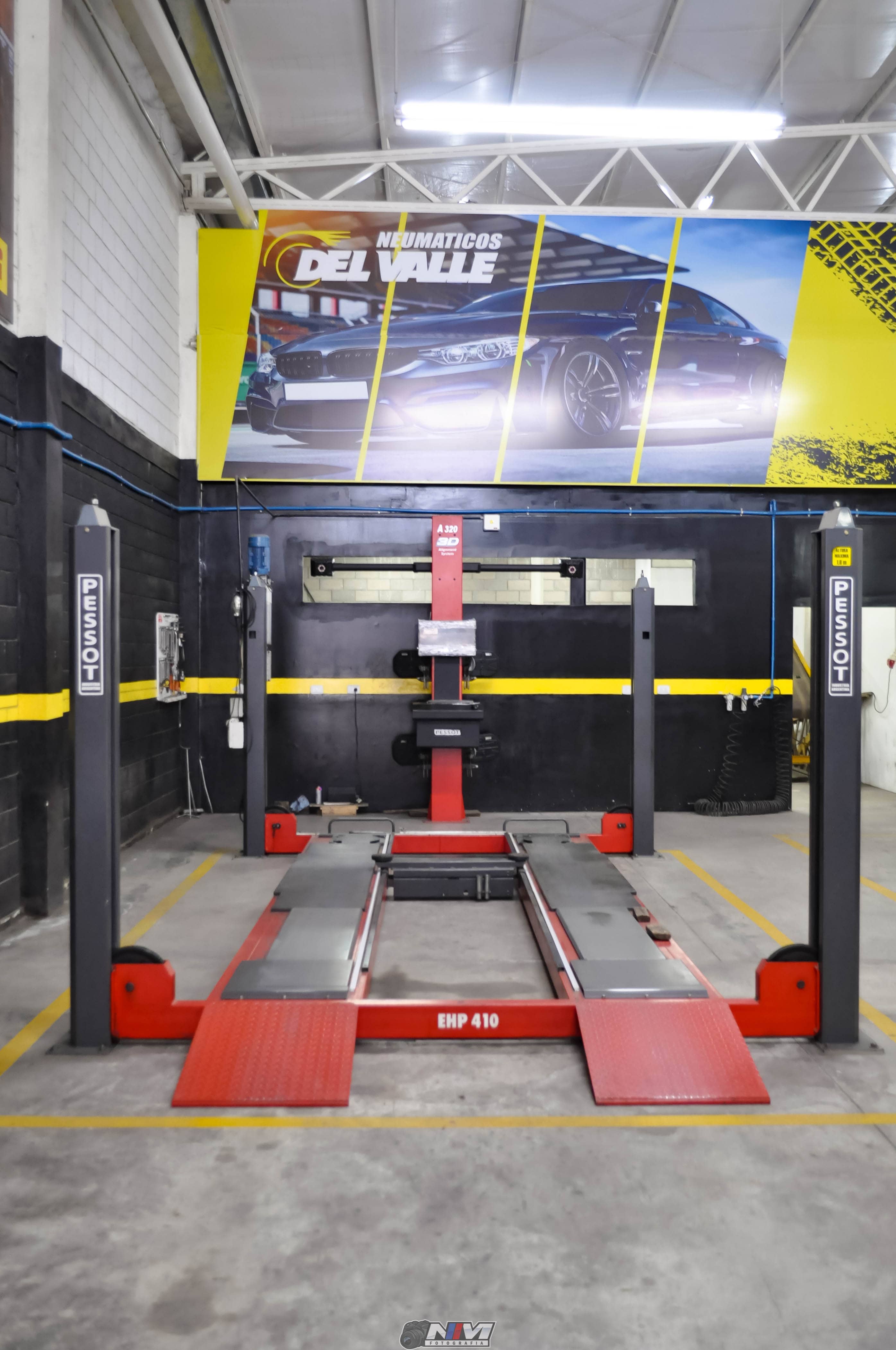 Local Neumáticos del Valle