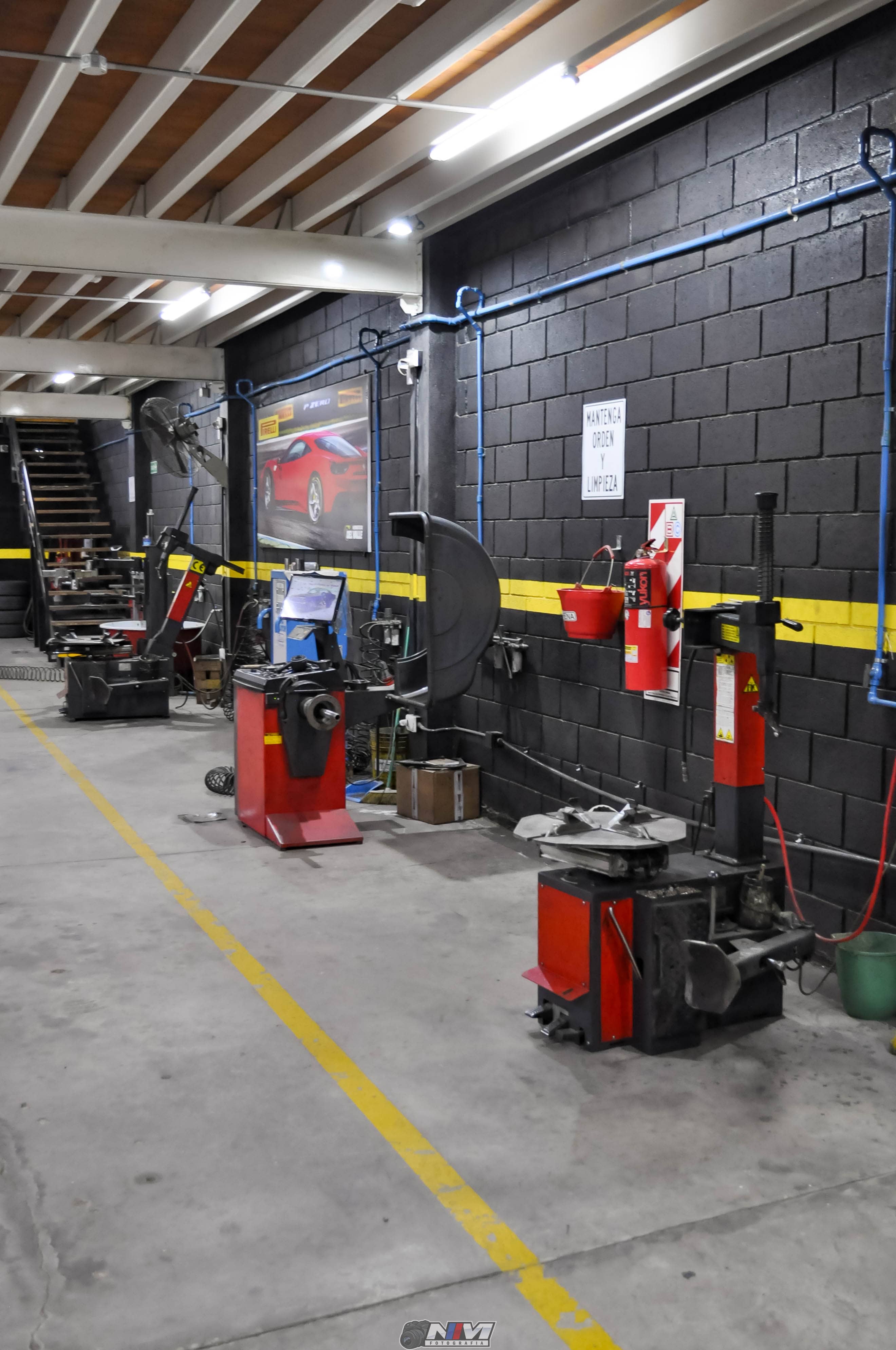 Local Neumáticos del Valle